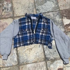 IAMKOKOLA Cropped Quarter Zip Sweatshirt